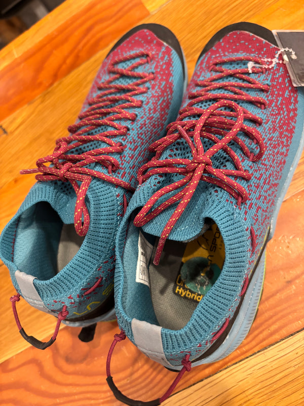 La Sportiva TX2 Evo Approach Shoes - Blue/Red, Womens 8