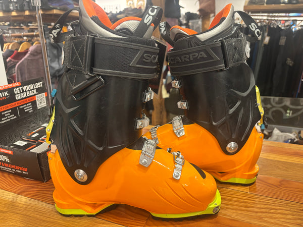 Scarpa Freedom RS Alpine Touring Ski Boots - Orange, MP 27