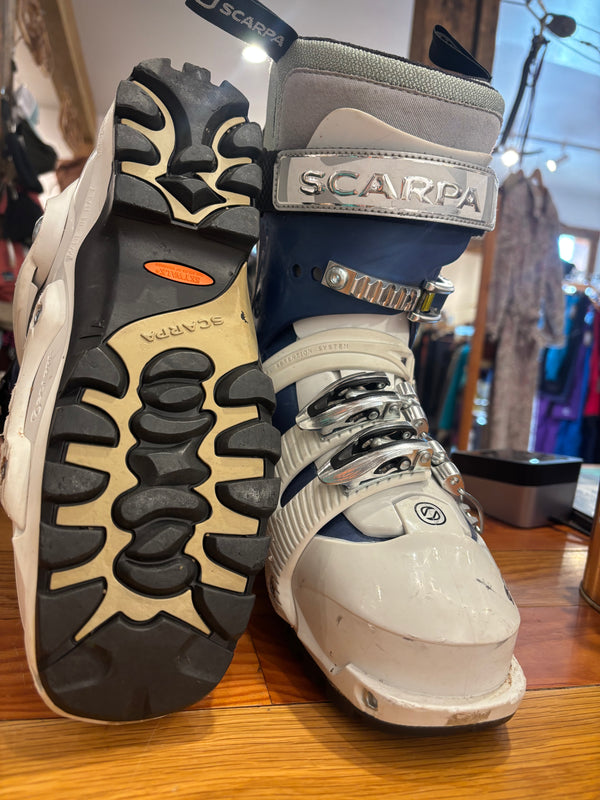 Scarpa Diva Alpine Touring Ski Boots - White/Blue, MP 25.5