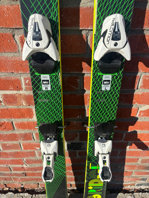 Volkl Bridge Alpine Downhill Skis with Salomon 12 Bindings  - 187 cm