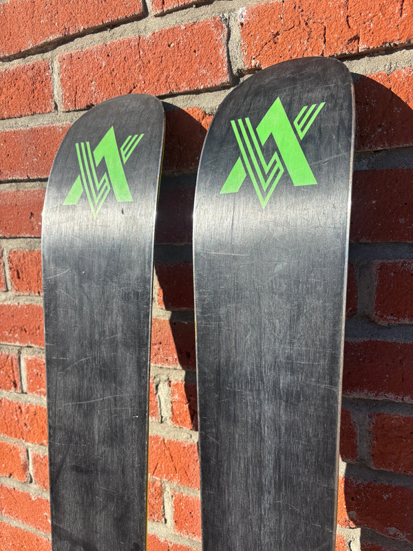 Volkl Bridge Alpine Downhill Skis with Salomon 12 Bindings  - 187 cm