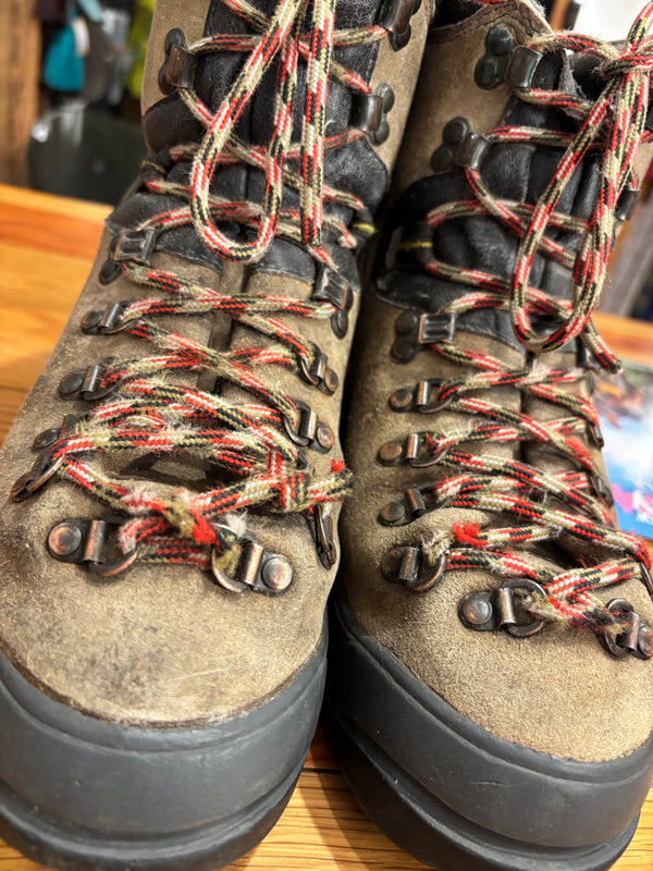 La Sportiva Makalu Mountaineering Boots - EUR 38 / Womens 7