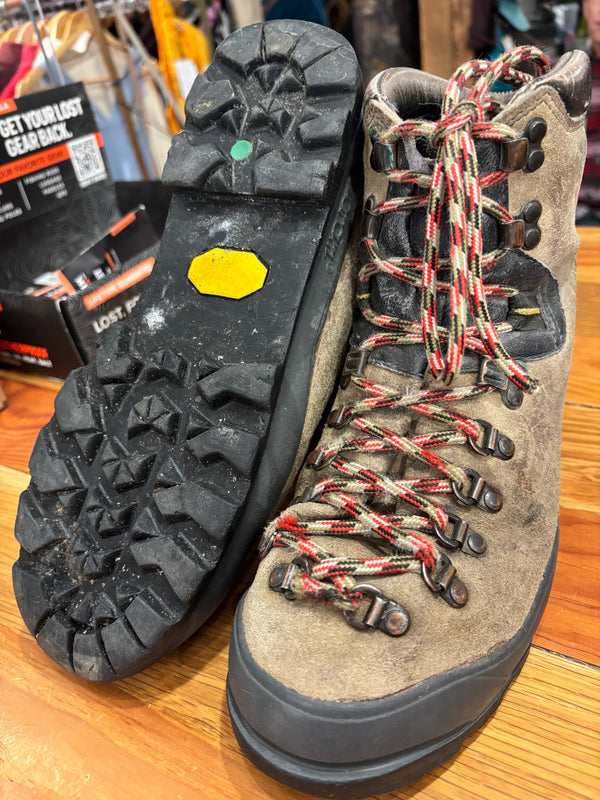 La Sportiva Makalu Mountaineering Boots - EUR 38 / Womens 7