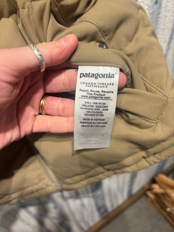 Patagonia Reversible Bivy Down Vest - Mens 2X Small