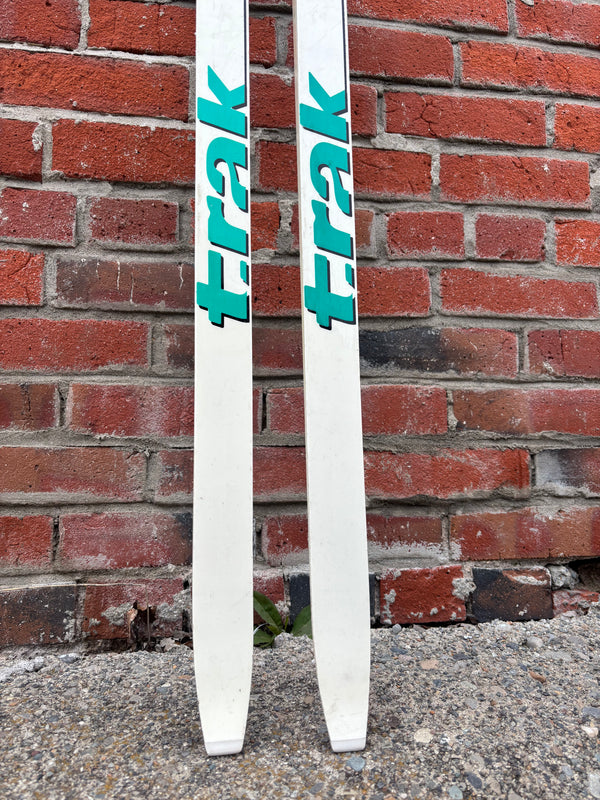 Trak Olympic Cross Country Skis w Salomon SNS Pilot Bindings - 205 cm