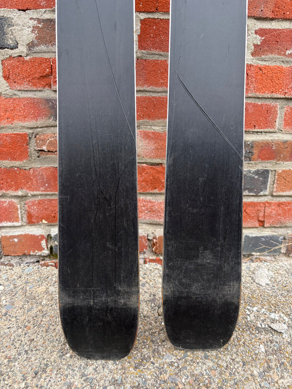 Dynafit Manaslu 8163 Alpine Touring Skis - Black, 187 cm