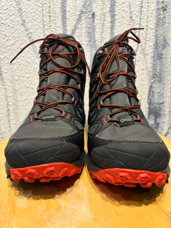 La Sportiva Blade Goretex Hiking Boots - Black/Red, Mens 10