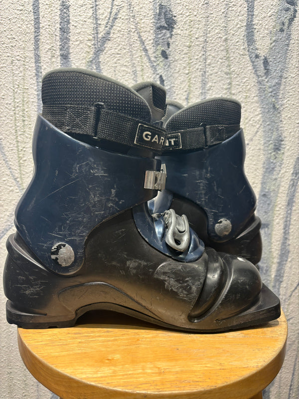 Garmont Excursion Telemark Ski Boots - Black/Navy, Mondo Point 26 Garmont Excursion Telemark Ski Boots - Black/Navy, Mondo Point 26