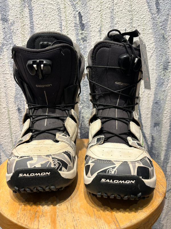 Salomon Sonic Youth Snowboard Boots - White/Black, Youth 4.5