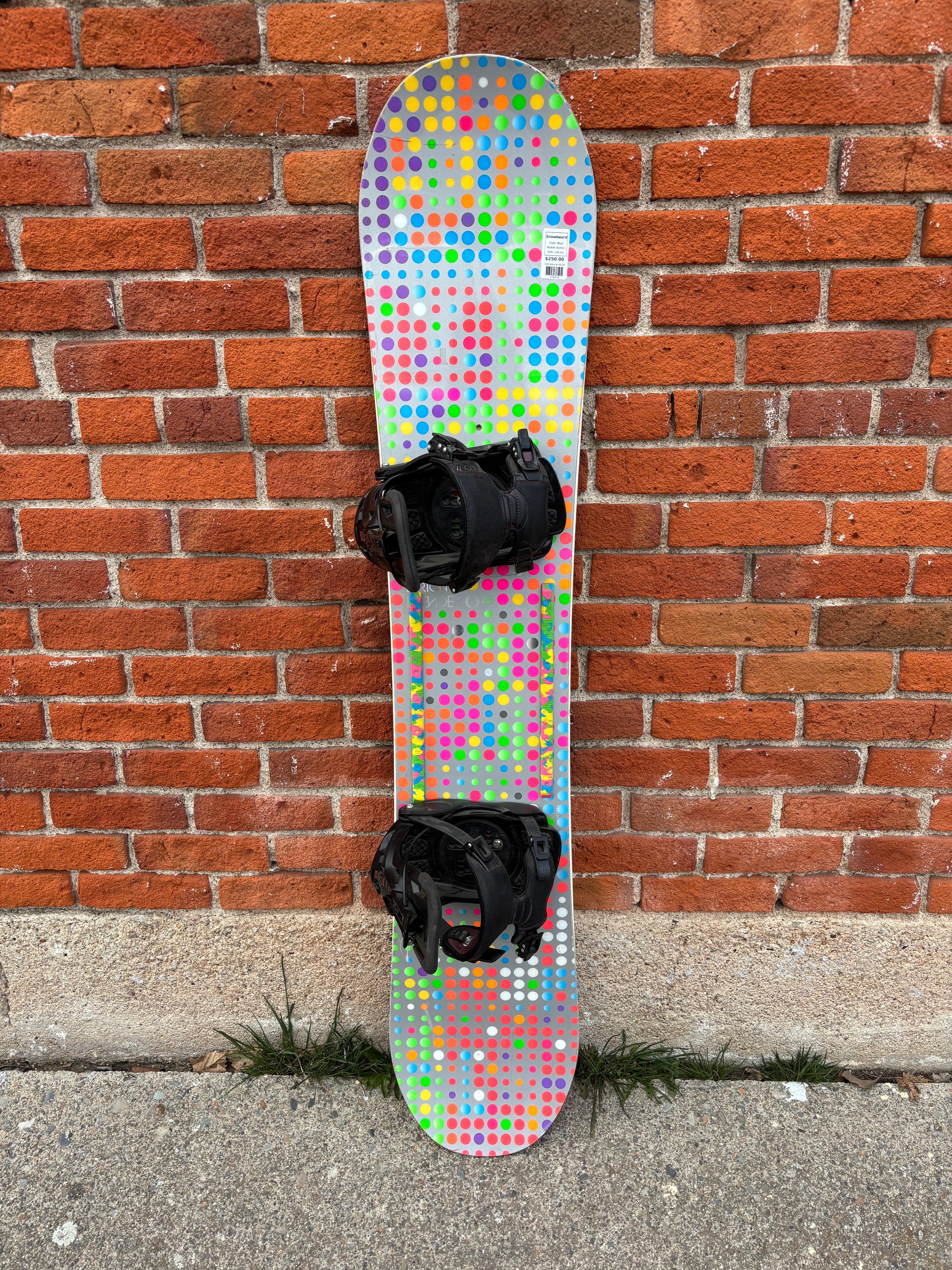Burton Bender Snowboard with Flow Minx Bindings - Multi, 148 cm Burton Bender Snowboard with Flow Minx Bindings - Multi, 148 cm