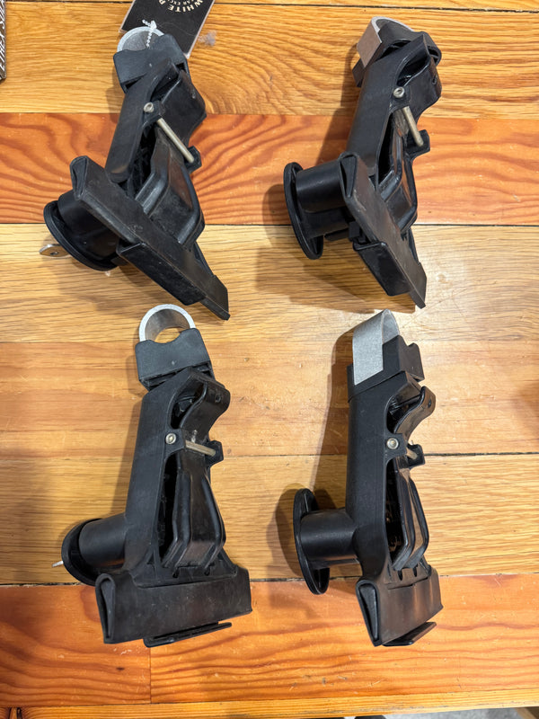 Yakima 1A Raingutter Tower Cross Bar Mounts - 4-Pack