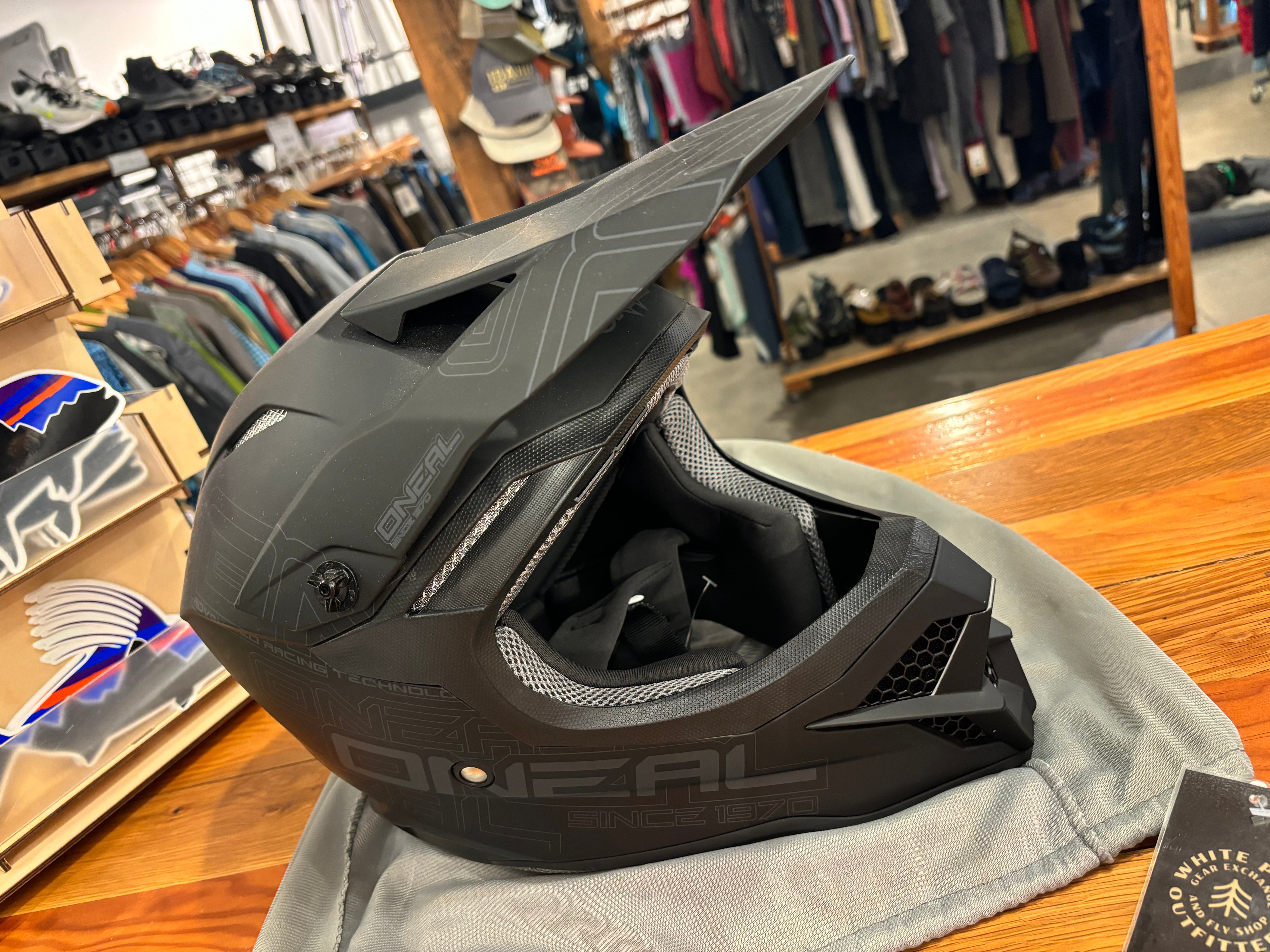 flat bill motorcycle helmet O'Neill 3 SRS Flat Motorcycle Helmet