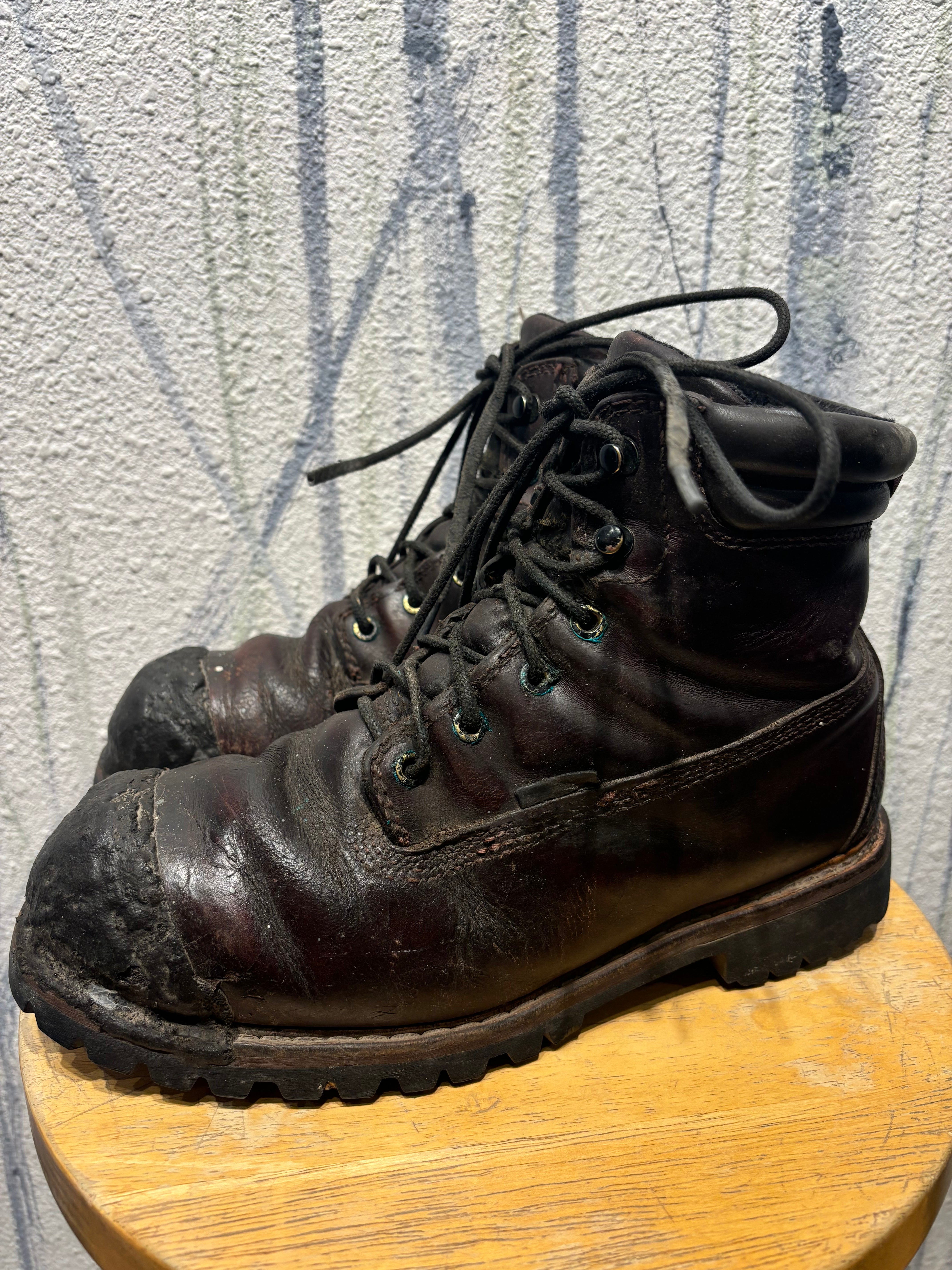 Red Wing Shoes Steel Toe ASTMF 2413-05 Work Boots - Brown, Mens 8 D