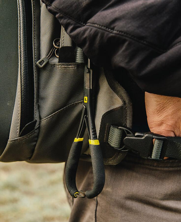 Loon Outdoors Rogue Mitten Scissor Clamps