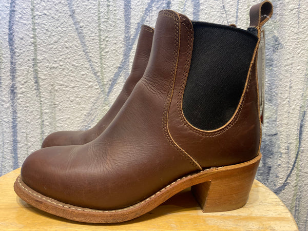 Red Wing Shoes Heritage Harriet Chelsea Boots 3392 - Brown, Womens 6.5 B