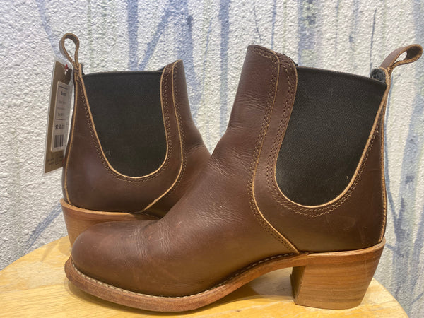 Red Wing Shoes Heritage Harriet Chelsea Boots 3392 - Brown, Womens 6.5 B