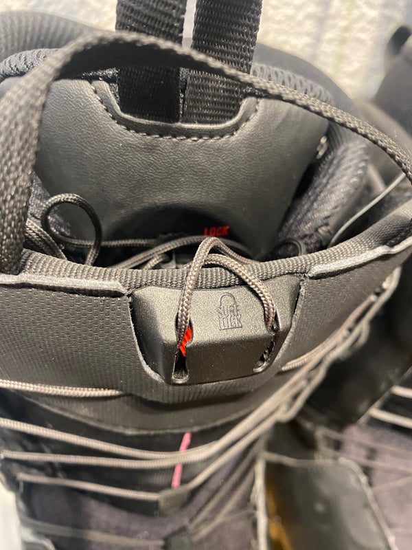 Salomon fusion snowboard on sale boots