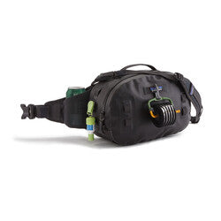 patagonia fishing hip bag Terravia Pack Big Sky Anglers it has a spacious main pocket with several smaller pockets and fasteners Vintage 2000 Patagonia Fly Fishing